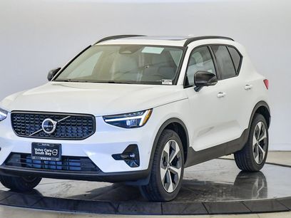 Certified 2026 Volvo XC40 B5 Plus w/ Protection Package Premier