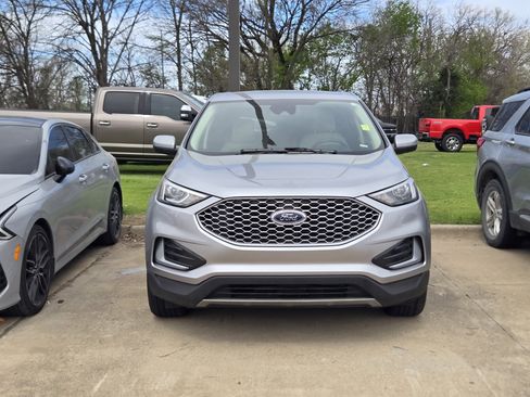 Used 2024 Ford Edge SEL image 2