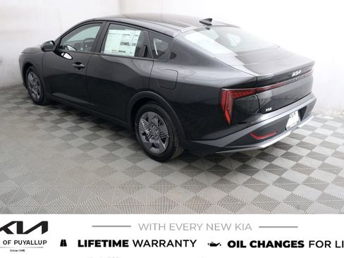 New 2026 Kia K4 FWD image 7