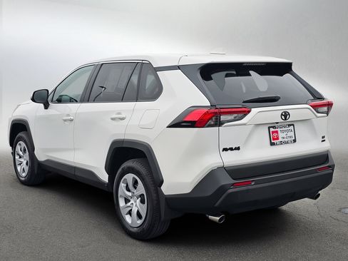 Used 2025 Toyota RAV4 LE image 3