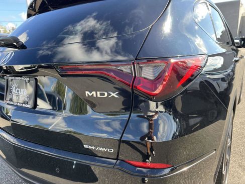 Used 2023 Acura MDX A-Spec image 7