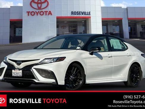 Certified 2022 Toyota Camry XSE image 1