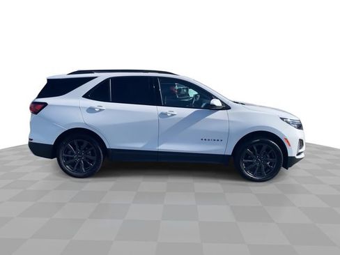 Certified 2023 Chevrolet Equinox RS w/ RS Leather Package AWD/4WD image 9