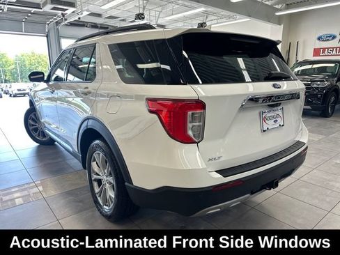 Used 2023 Ford Explorer XLT w/ Equipment Group 202A AWD/4WD image 17
