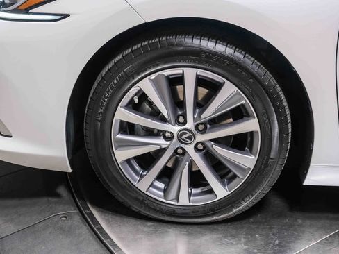 Used 2019 Lexus ES 350 image 10