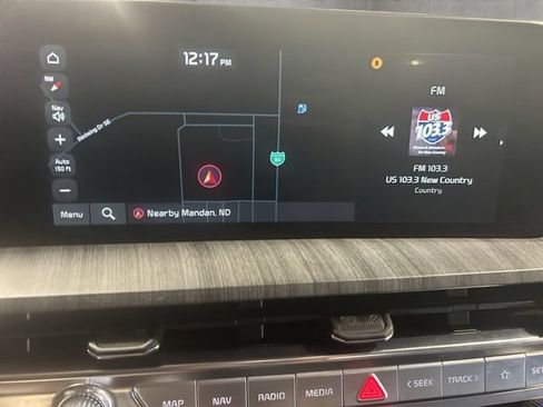 Used 2024 Kia Telluride SX Prestige AWD/4WD image 3
