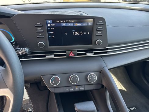 New 2026 Hyundai Elantra SE w/ Cargo Package image 6