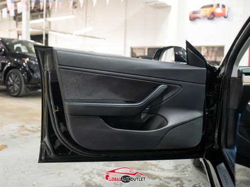 Used 2019 Tesla Model 3 Long Range image 34