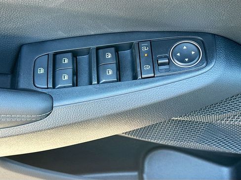 New 2026 Kia Seltos S image 18