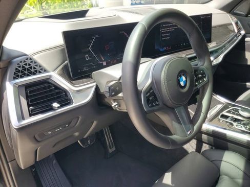 Used 2026 BMW X5 xDrive40i w/ Executive Package AWD/4WD image 18