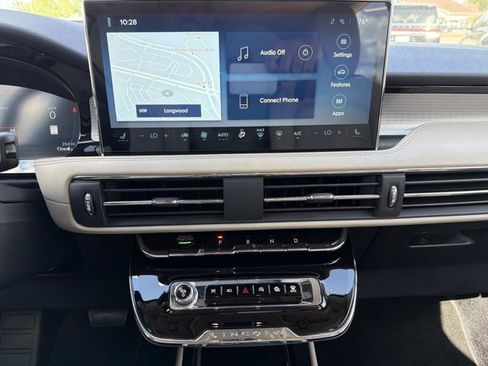 New 2026 Lincoln Corsair Premiere FWD image 29
