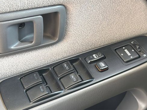 Used 2002 Toyota 4Runner SR5 image 29