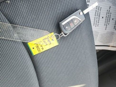 Used 2020 Toyota RAV4 LE image 16