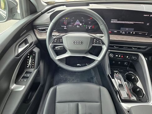 Certified 2025 Audi Q5 Premium Plus w/ Premium Plus image 13