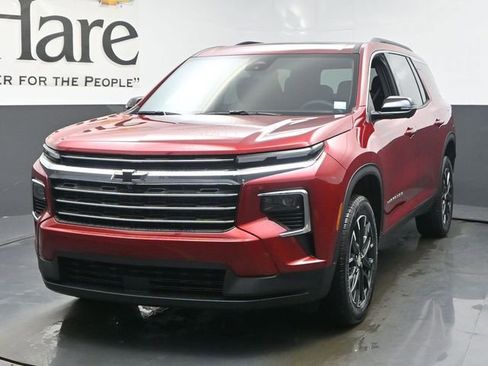 New 2026 Chevrolet Traverse LT w/ Sun and Wheel Package image 7