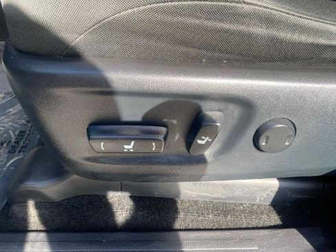 Used 2022 Toyota 4Runner SR5 RWD image 14