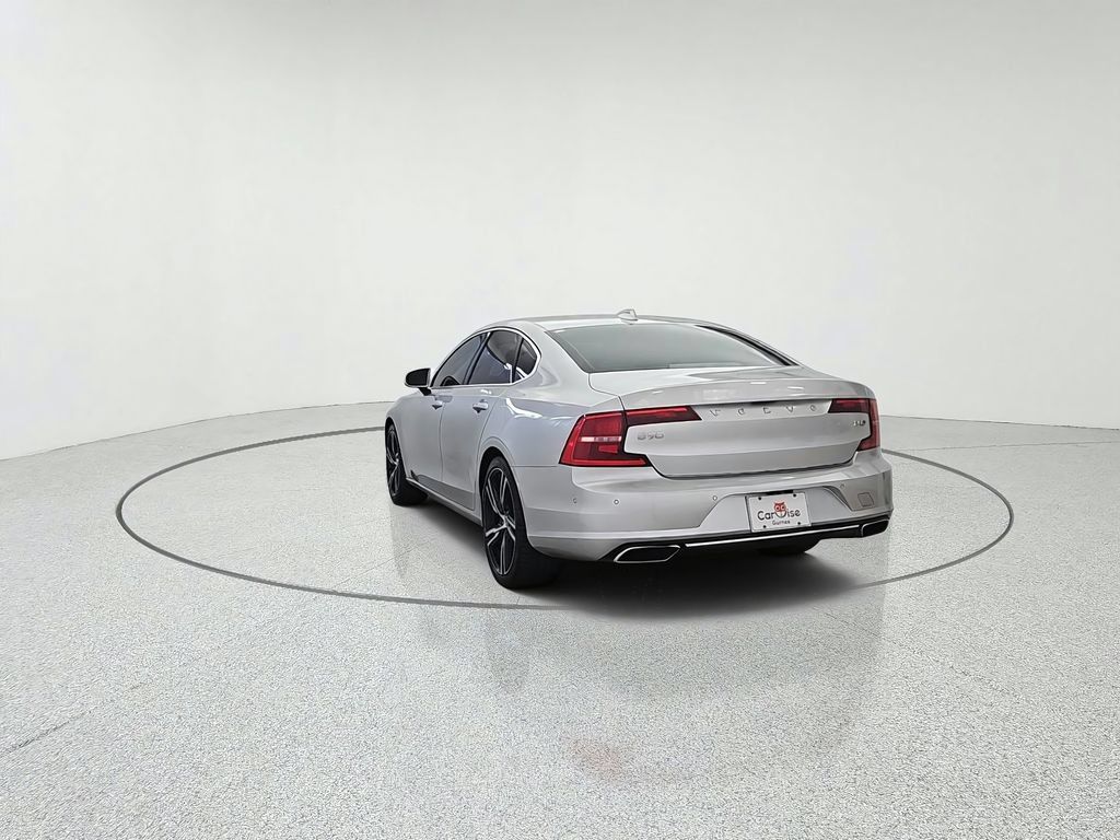Used 2017 Volvo S90 T6 Momentum w/ Vision Package AWD/4WD image 5