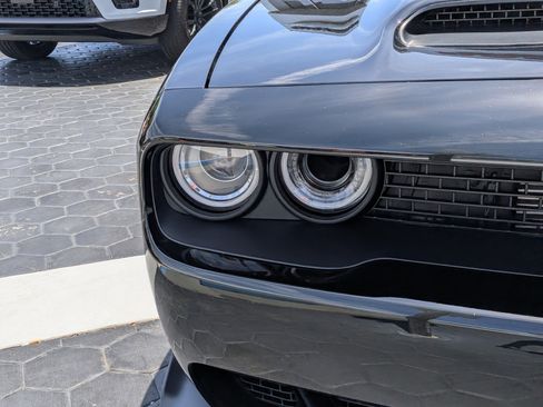 Used 2020 Dodge Challenger SRT Hellcat Redeye RWD image 9