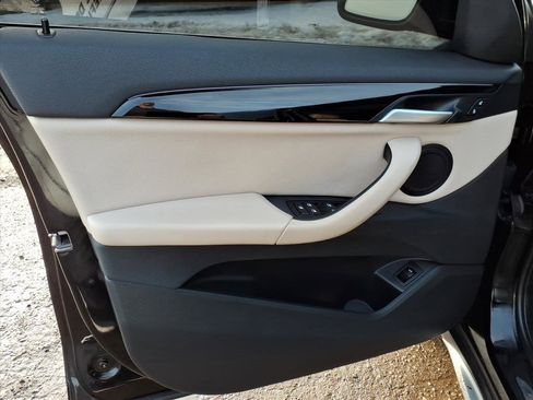 Used 2020 BMW X1 xDrive28i w/ Convenience Package image 12