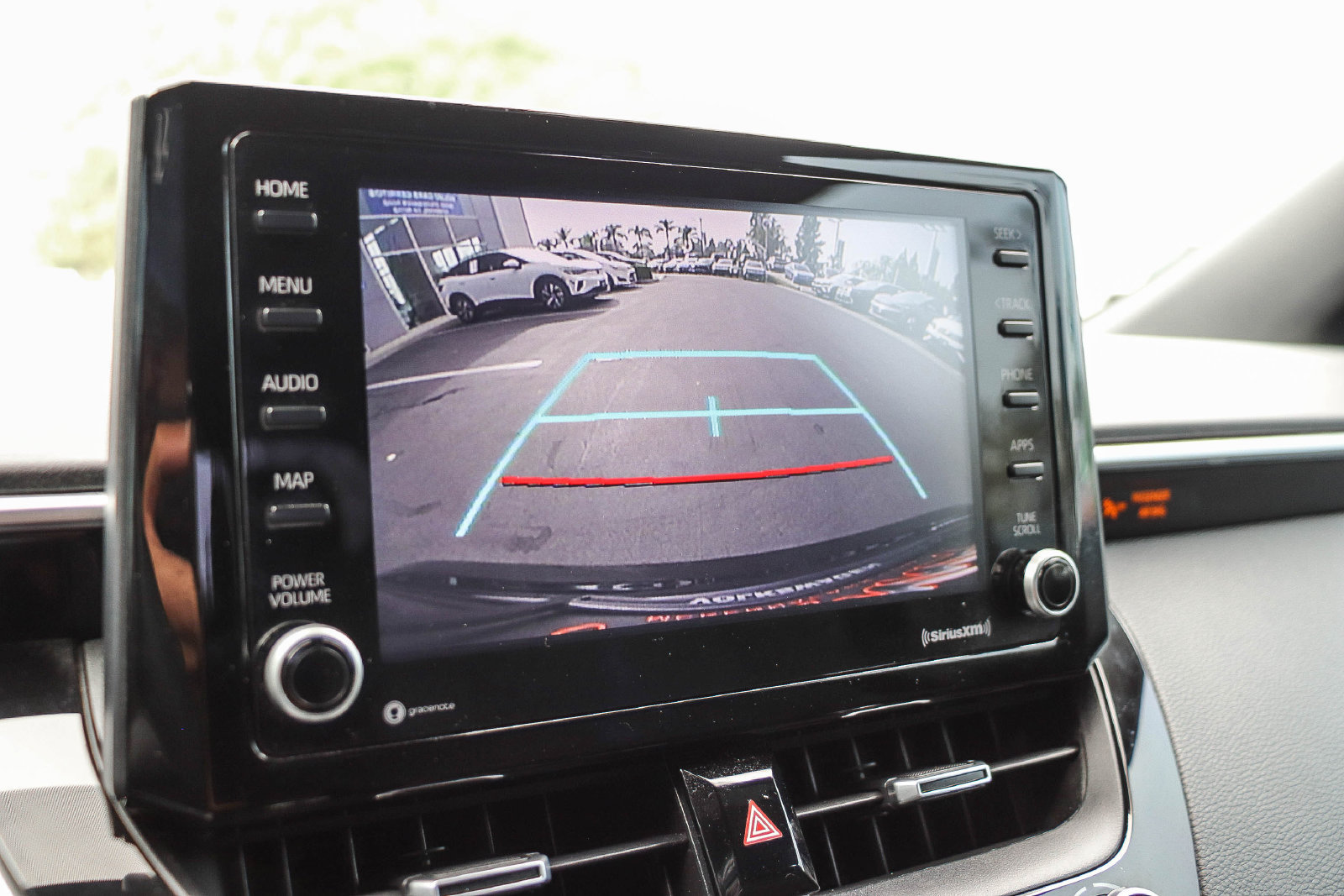 Used 2022 Toyota Corolla SE w/ Carpet Mat Package (TMS) FWD image 25