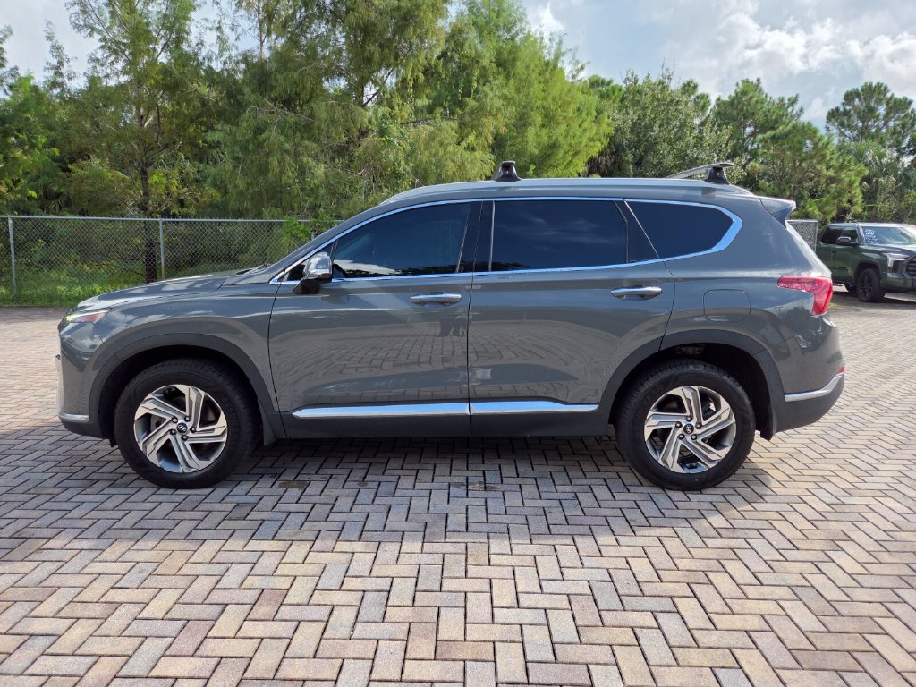 Used 2022 Hyundai Santa Fe SEL w/ Convenience + Premium Package AWD/4WD image 8