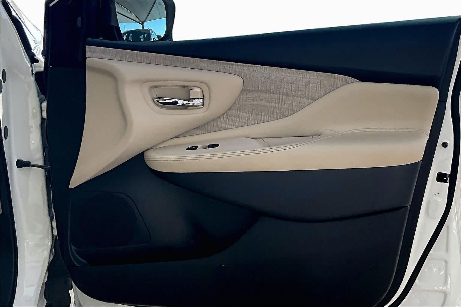 Used 2020 Nissan Murano SL w/ Moonroof Package FWD image 21