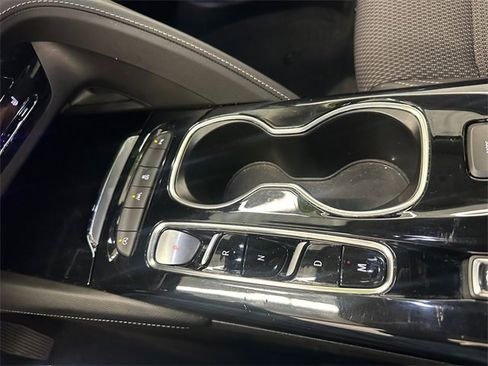 Used 2023 Buick Envision Preferred image 28