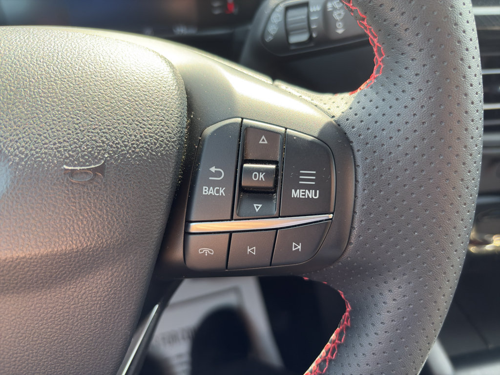 Used 2024 Ford Escape ST-Line w/ Tech Pack #1 AWD/4WD image 19