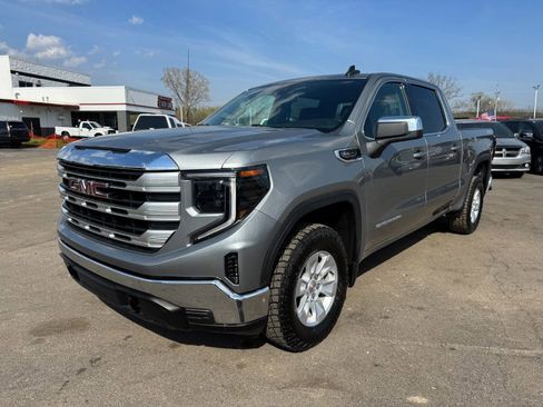 Used 2023 GMC Sierra 1500 SLE w/ Enhanced Capability Package AWD/4WD image 1