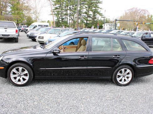 Used 2009 Mercedes-Benz E 350 4MATIC Wagon image 10