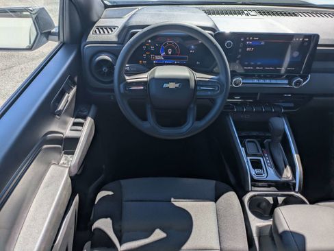 New 2026 Chevrolet Colorado W/T image 16