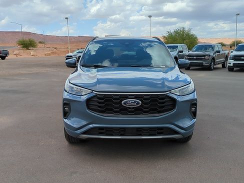 Used 2024 Ford Escape ST-Line Select w/ Tech Pack #2 AWD/4WD image 11