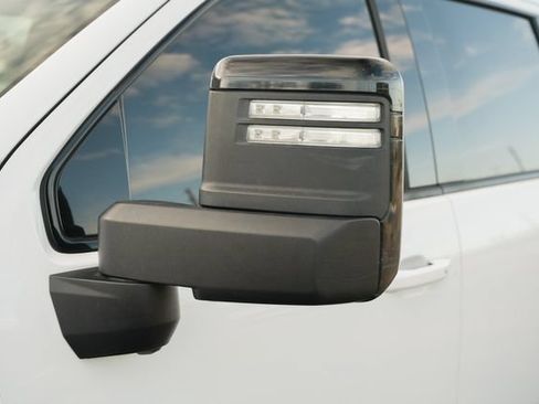 Used 2021 GMC Sierra 2500 AT4 w/ AT4 Premium Plus Package AWD/4WD image 18