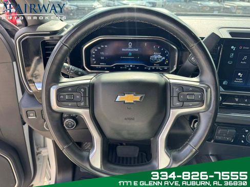 Used 2024 Chevrolet Silverado 2500 LTZ w/ LTZ Convenience Package image 18