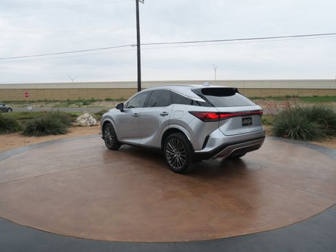 Used 2023 Lexus RX 350 image 4