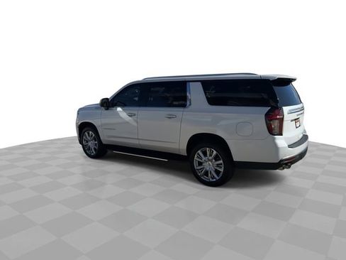 Certified 2023 Chevrolet Suburban High Country AWD/4WD image 6