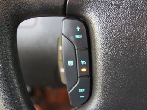 Used 2015 Chevrolet Impala LTZ FWD image 15