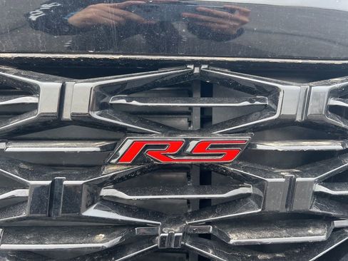 New 2025 Chevrolet Traverse RS w/ LPO, Floor Liner Package image 8