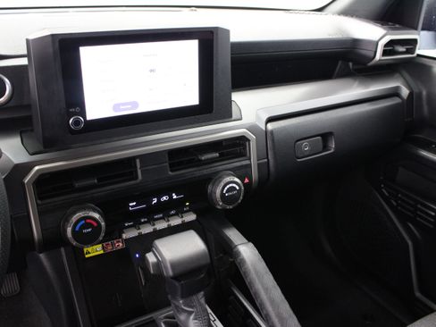 Used 2026 Toyota 4Runner SR5 AWD/4WD image 15