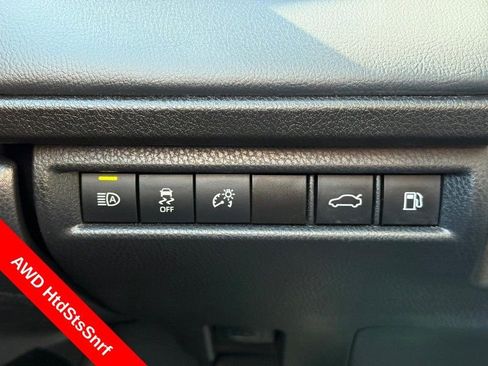 Used 2025 Toyota Camry XSE AWD/4WD image 29