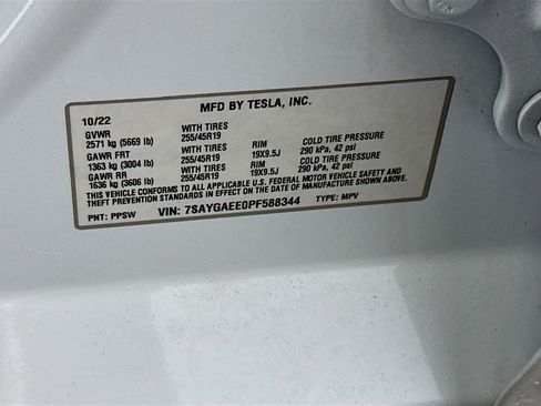 Used 2023 Tesla Model Y Long Range AWD/4WD image 12