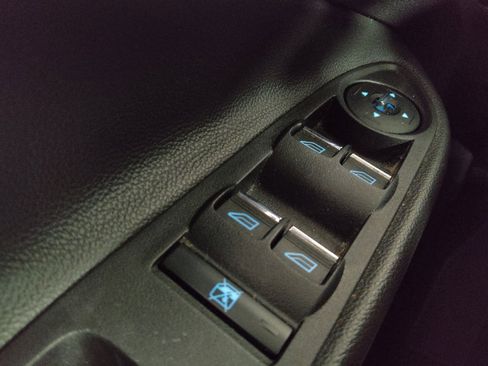 Used 2015 Ford Escape Titanium FWD image 27