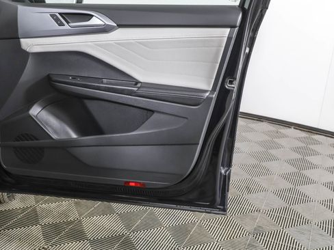 Used 2025 Volkswagen Taos SEL w/ Black Wheel Plus Package image 49