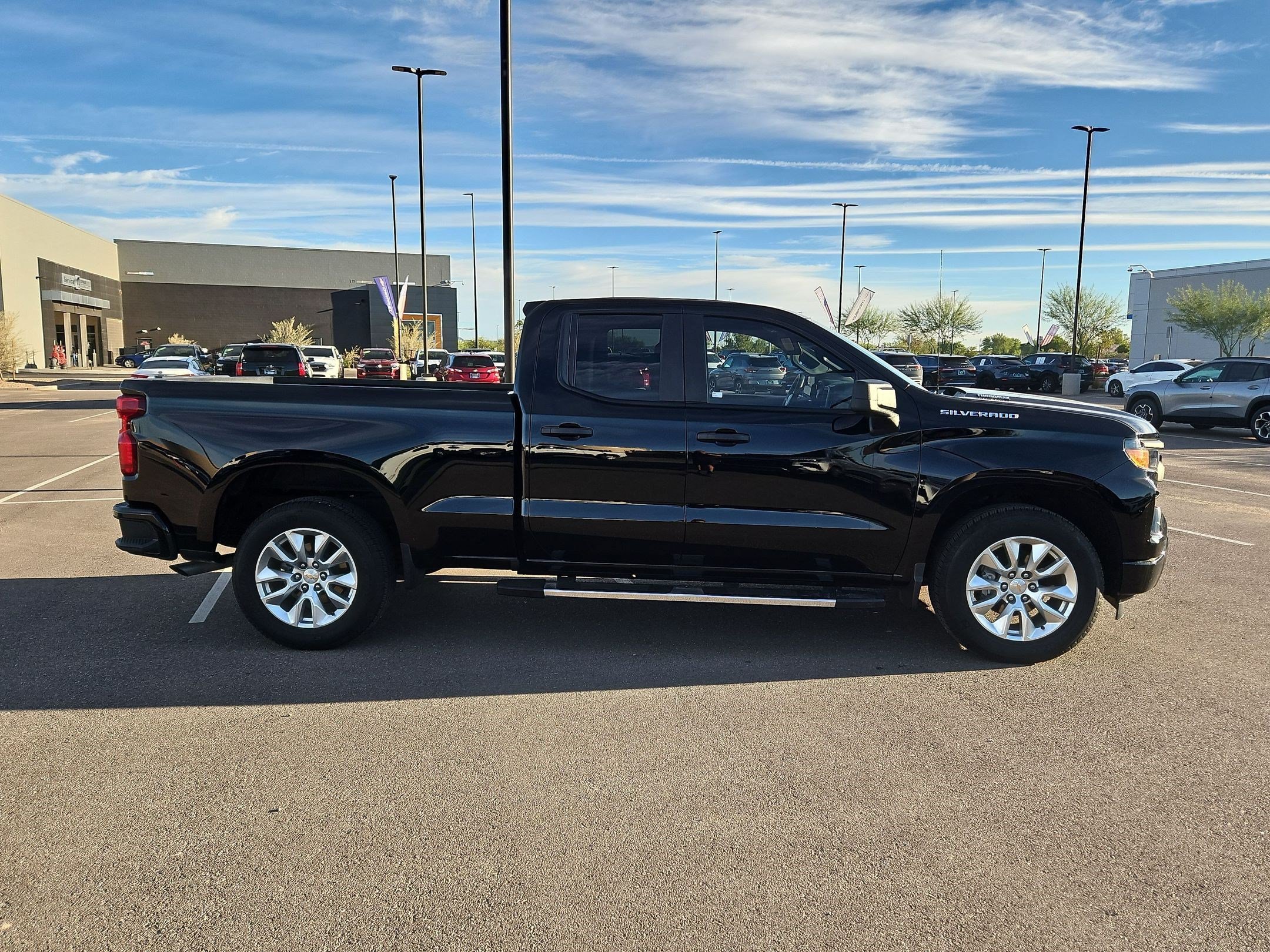 Used 2025 Chevrolet Silverado 1500 Custom RWD image 6