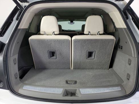 Used 2021 Cadillac XT6 Premium Luxury image 17