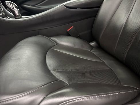 Used 2020 Buick Envision Premium AWD/4WD image 29