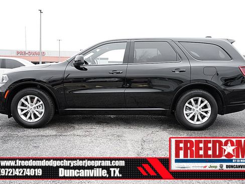 New 2025 Dodge Durango GT image 2