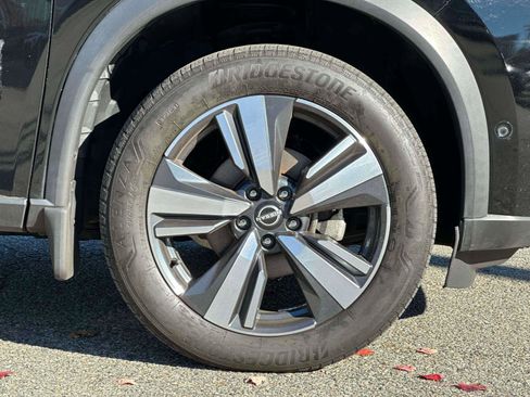 Used 2022 Nissan Rogue SL w/ SL Premium Package image 7