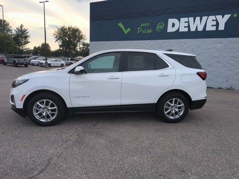 Used 2022 Chevrolet Equinox LT AWD/4WD image 2