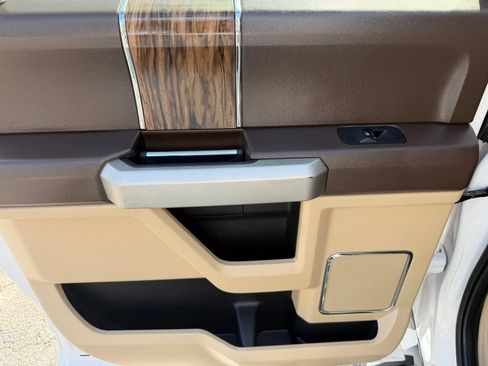 Used 2019 Ford F150 4x4 SuperCrew image 21